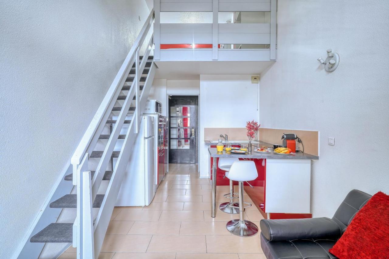 Cosy Mezzanine Lägenhet Bussy-Saint-Georges Exteriör bild