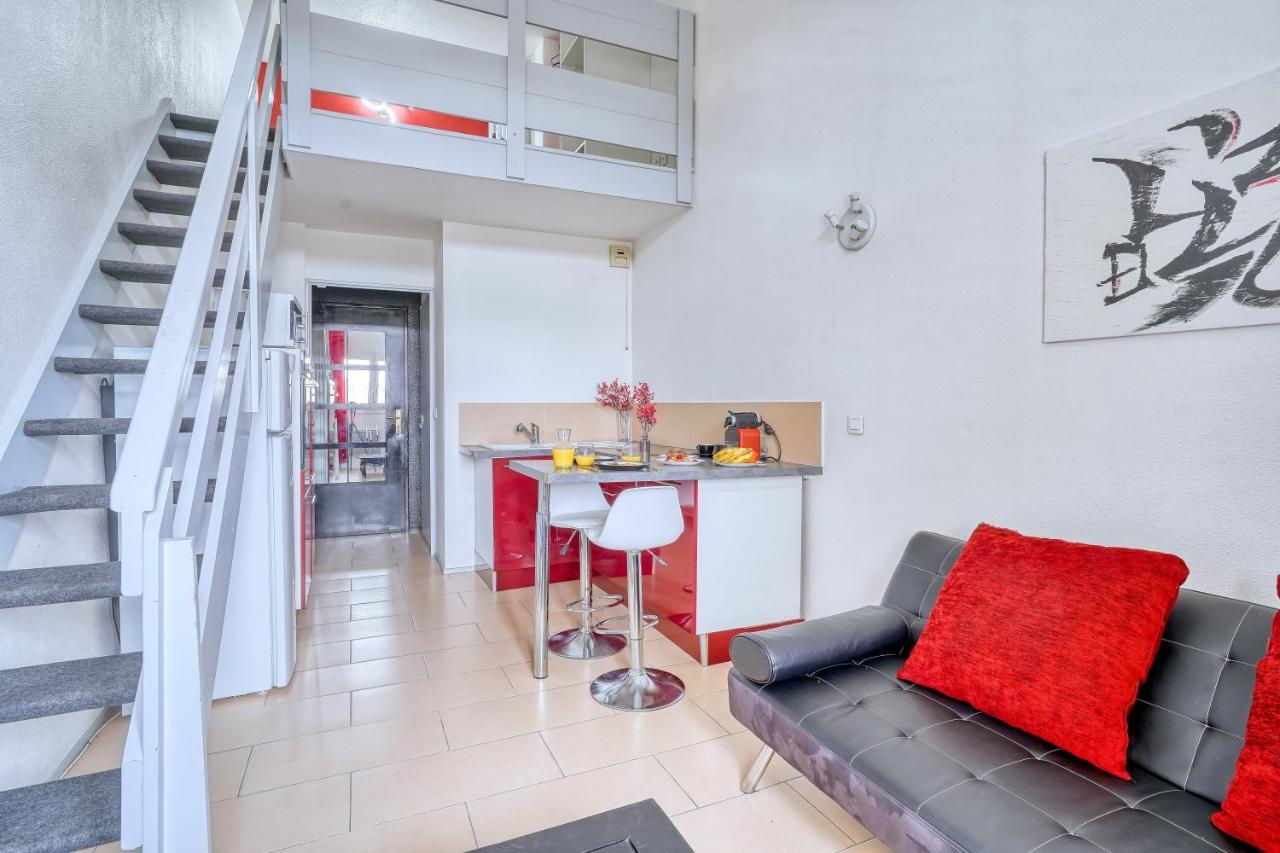 Cosy Mezzanine Lägenhet Bussy-Saint-Georges Exteriör bild